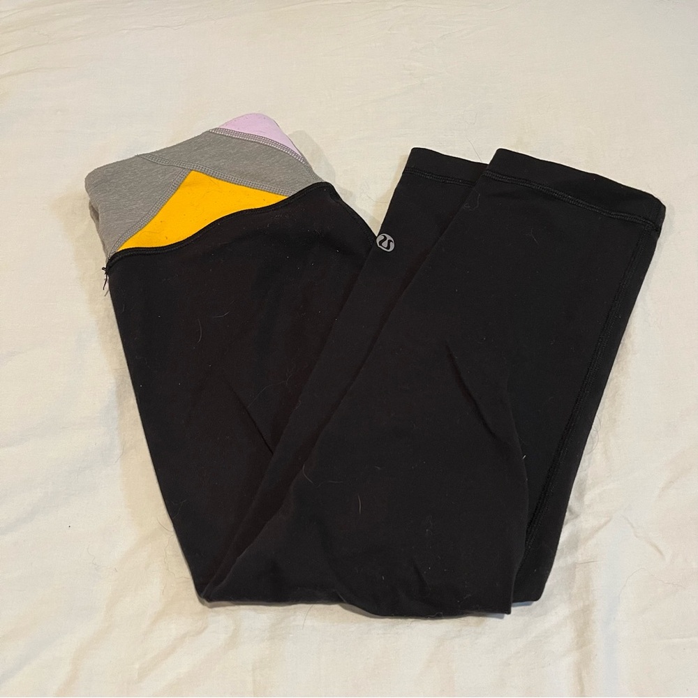 Lululemon Athletica Black Leggings with Color Block Waistband
